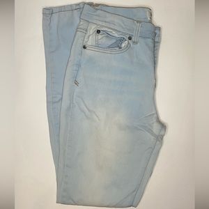 Mudd Light Blue Wash Jegging Fit Size 3